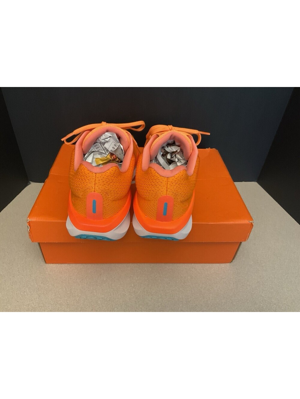 New! Mens Nike Air Winflo 11 Bright Mandarin/Black Running Shoes. Size 10.5. - Picture 6 of 12